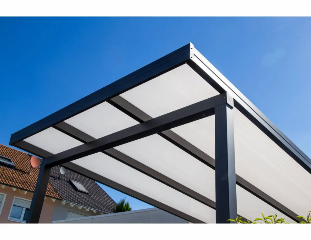 Pose de carport en aluminium dans les Bouches du Rhone