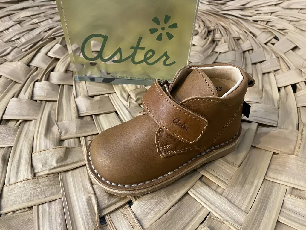 soulier classique Aster près de Blaye