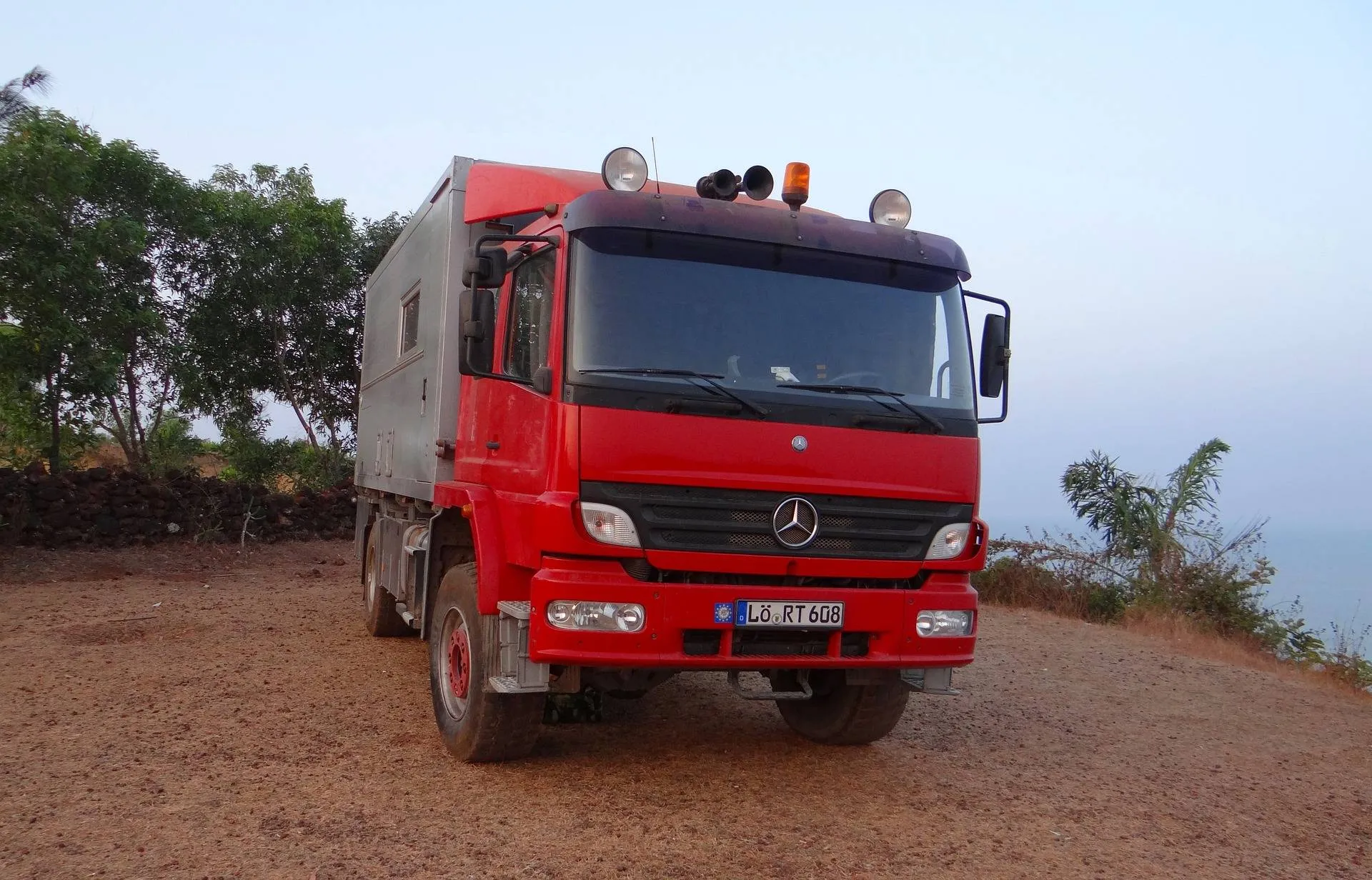 Transformer un camion en camping-car ?