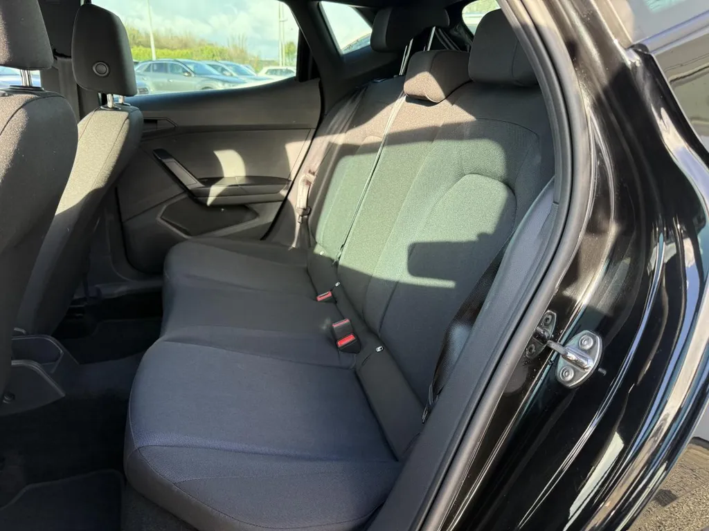 Achat SEAT IBIZA d'occasion à Le Havre : 1.0 TSI 115 DSG7 FR, faible kilométrage, garantie.