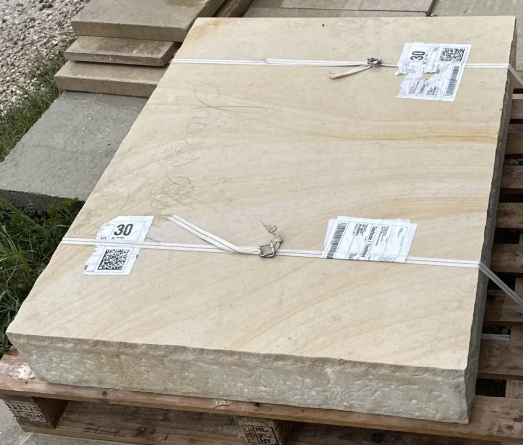 Dalle pour carrelage pierre naturelle à Paris, Périgueux, Avignon, Nîmes, Bastia, Lyon et Béziers