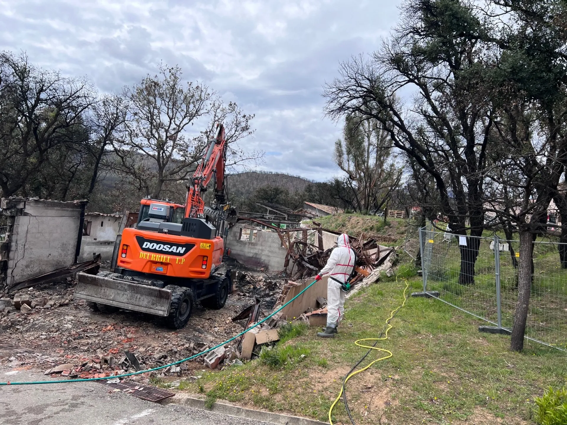 Location de pelle pressurisée amiante avec chauffeur SS4