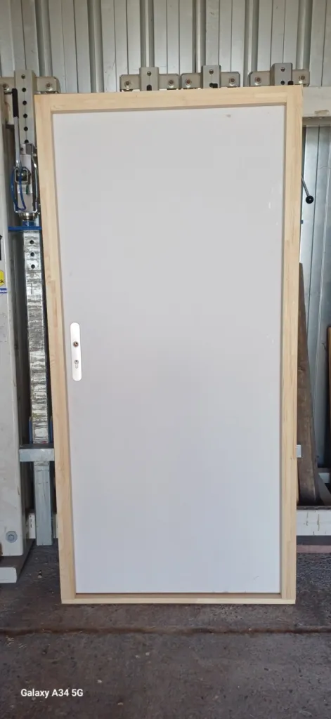 Porte interieure ame pleine sur mesure