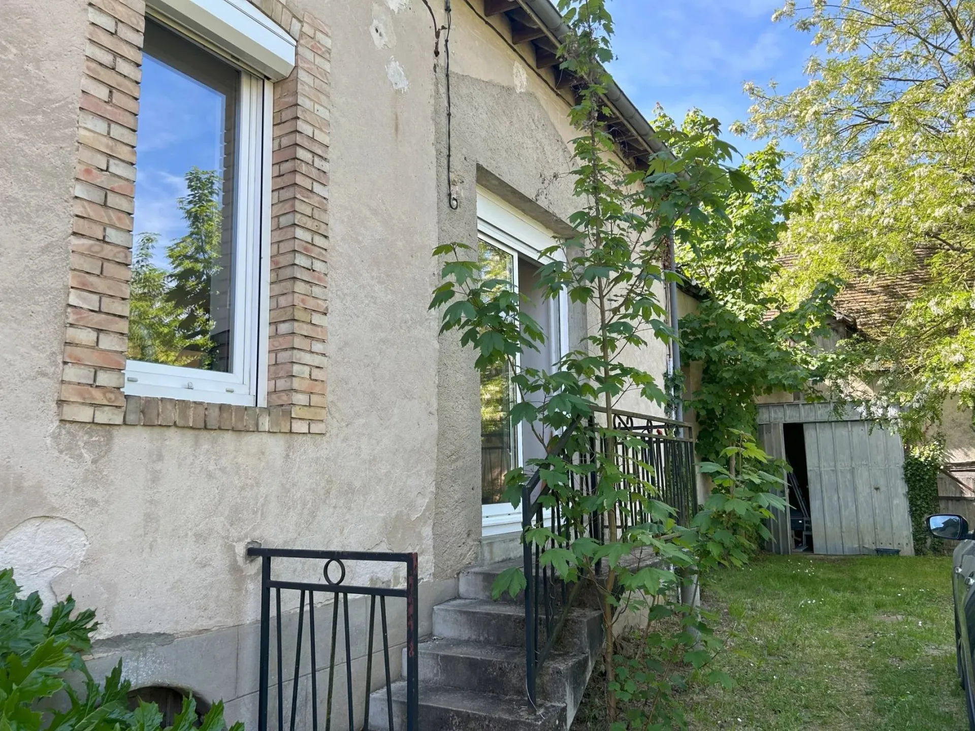 maison de 2 chambres avec dépendance à vendre en sarthe proche du mans