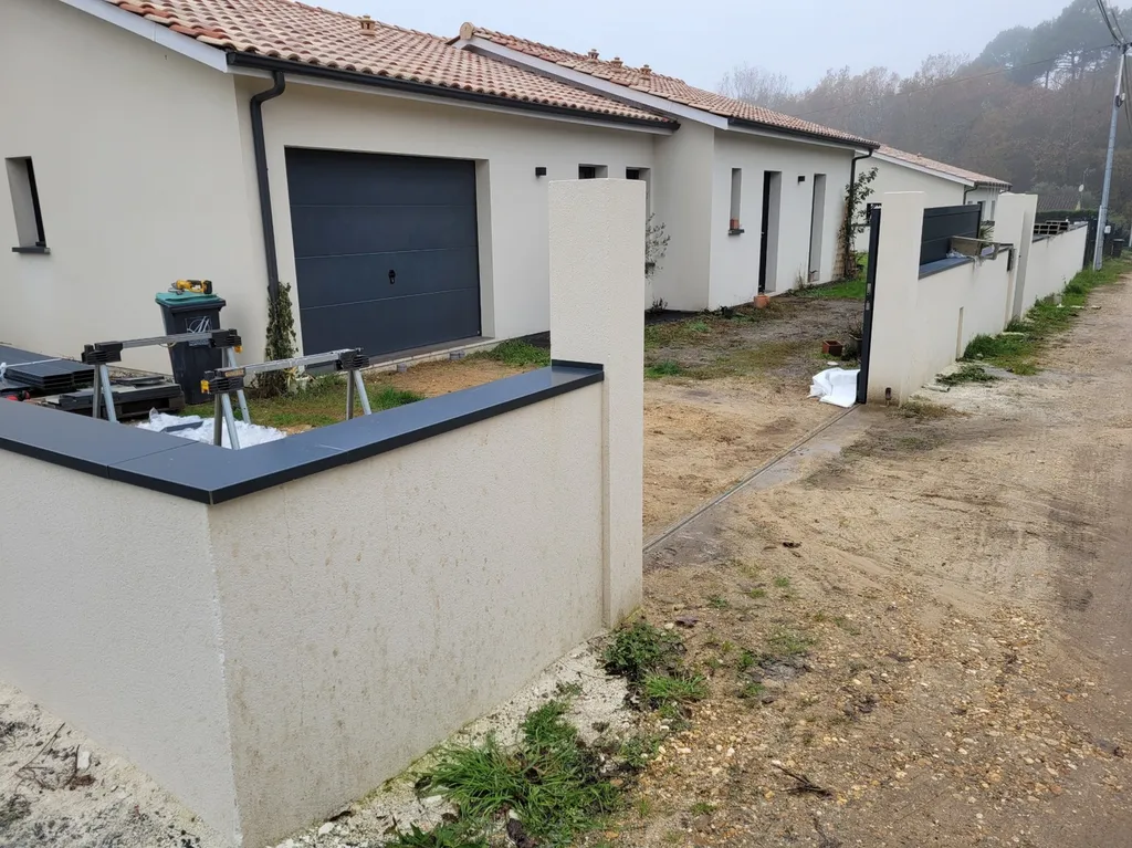 Mise en place de couvertine à Créon 