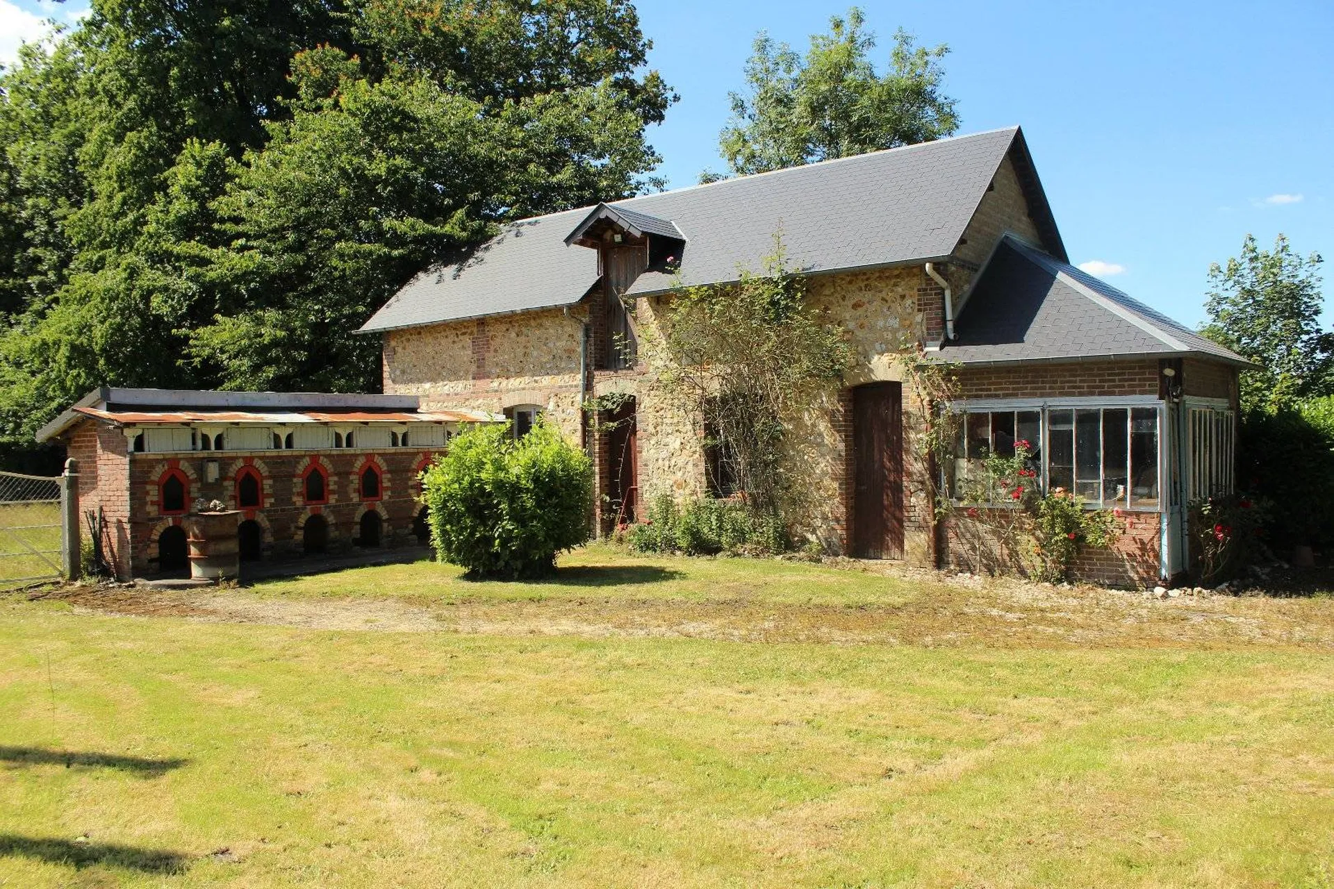 A acheter demeure de caractère avec dépendance proche Cormeilles 27260