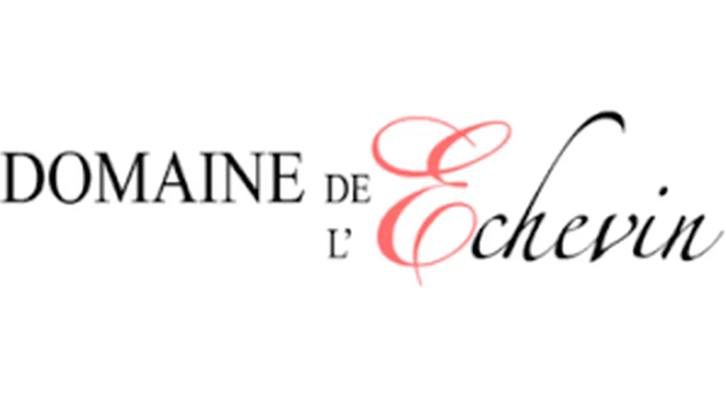 DOMAINE DE L'ECHEVIN Passionnés de viticulture, nous composons des vins gourmands, fruités, élégants, nobles et purs.