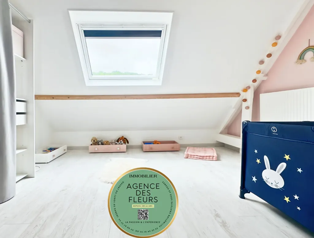 A vendre maison rénovée de 141 m² habitables sur un terrain de 970 m² sur la commune de TOURVILLE LA RIVIERE 76410