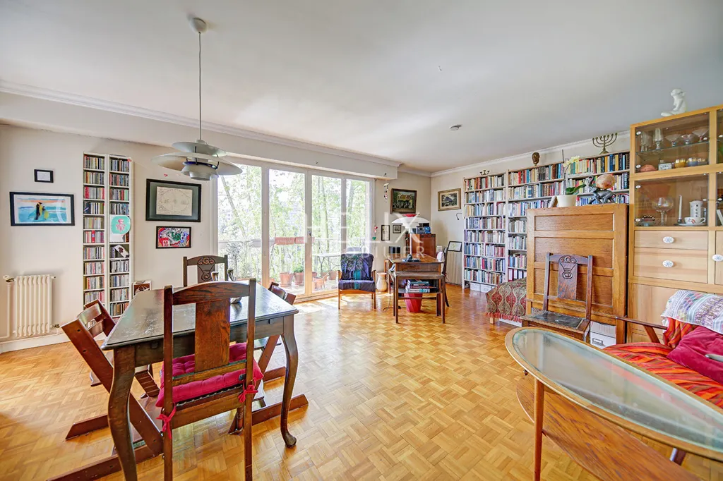 Appartement avec balcon, parking à Saint Germain En Laye 3 pièce(s) 87.34 m2