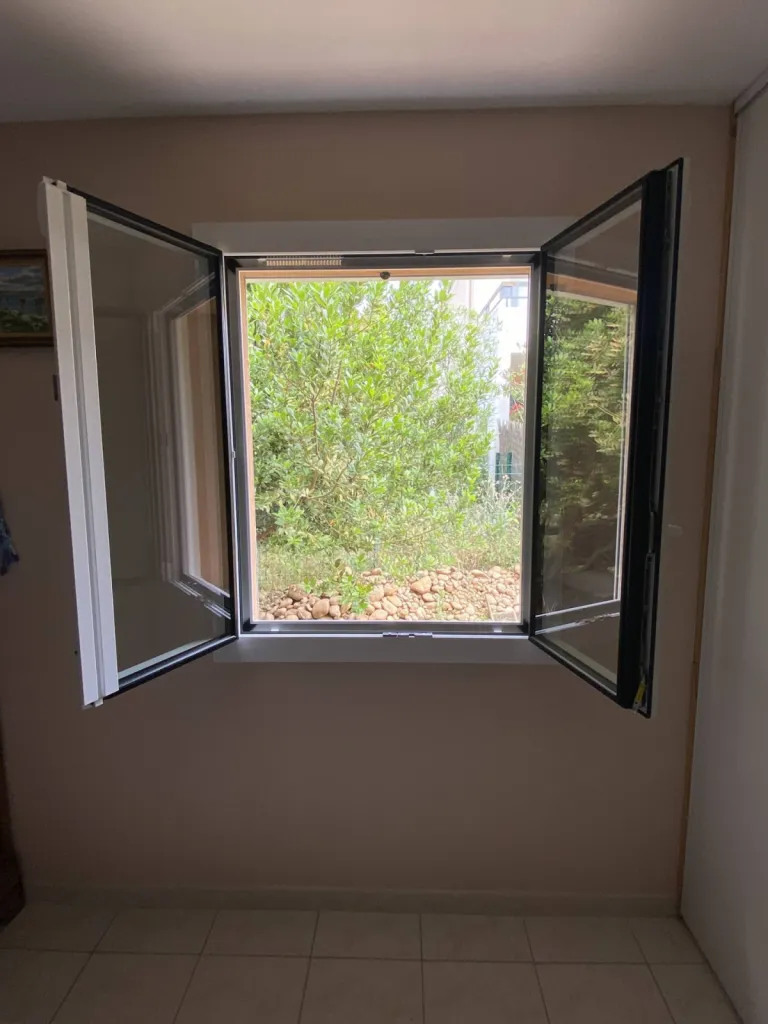 pose de fenêtres aluminium sur mesure kline