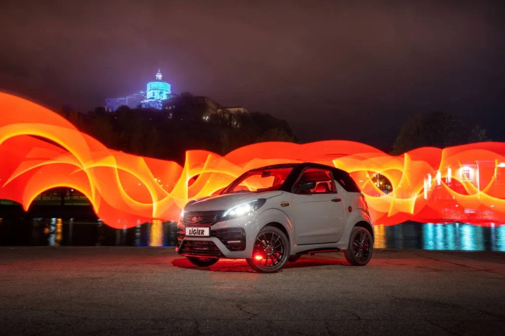 Voiture sans permis d'occasion CHATENET CH 26 La Garde 83