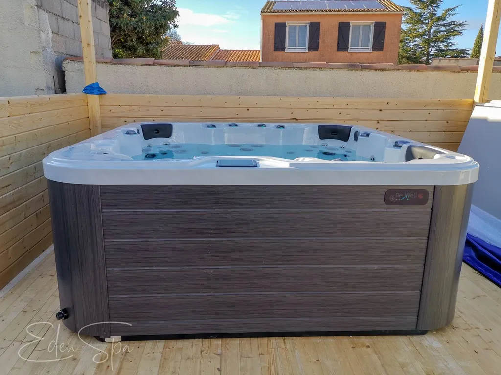 spa terrasse en bois extérieur canadien salon de provence