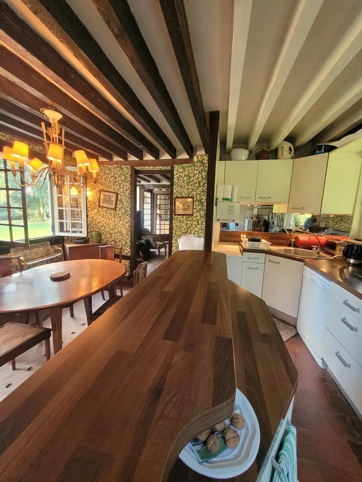 Belle Chaumière Normande sur 8 700 m² de terrain