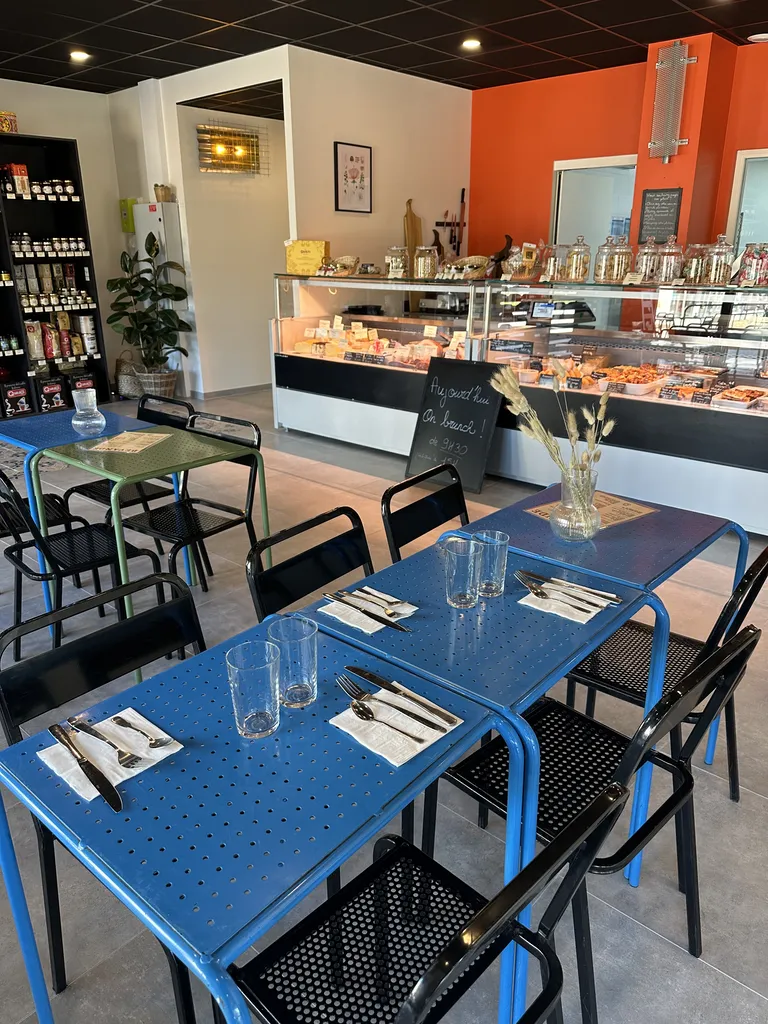 Restaurant bistrot de village authentique, avec une cuisine de saison généreuse et faite maison à Dardilly, dans l’Ouest Lyonnais