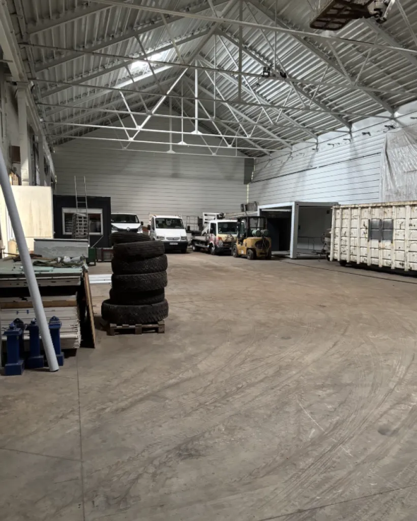 LE HAVRE - Local Industriel de 1200 m² rénové