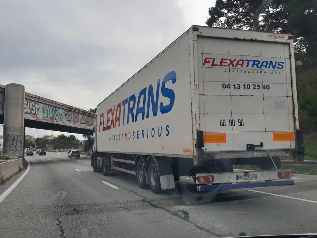 Solutions de transport des surgelés en camion frigorifique en Europe