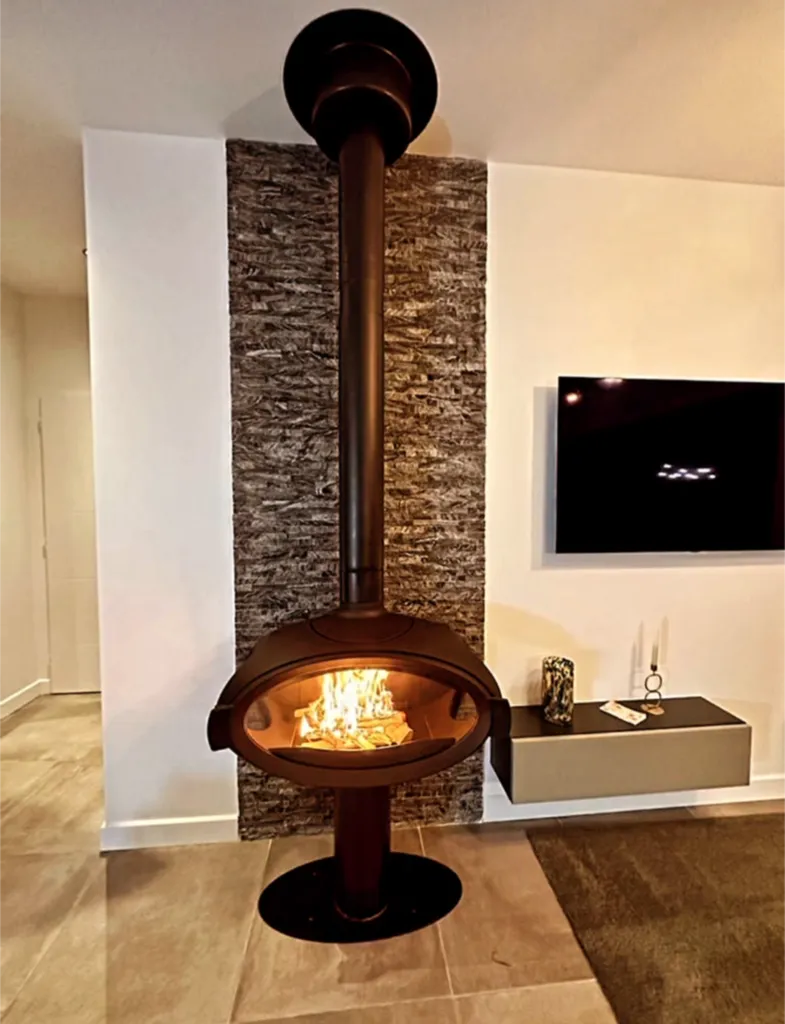 Fabrication d’un support acier sur mesure pour poêle à bois pour la société Flamme du Monde à Avignon