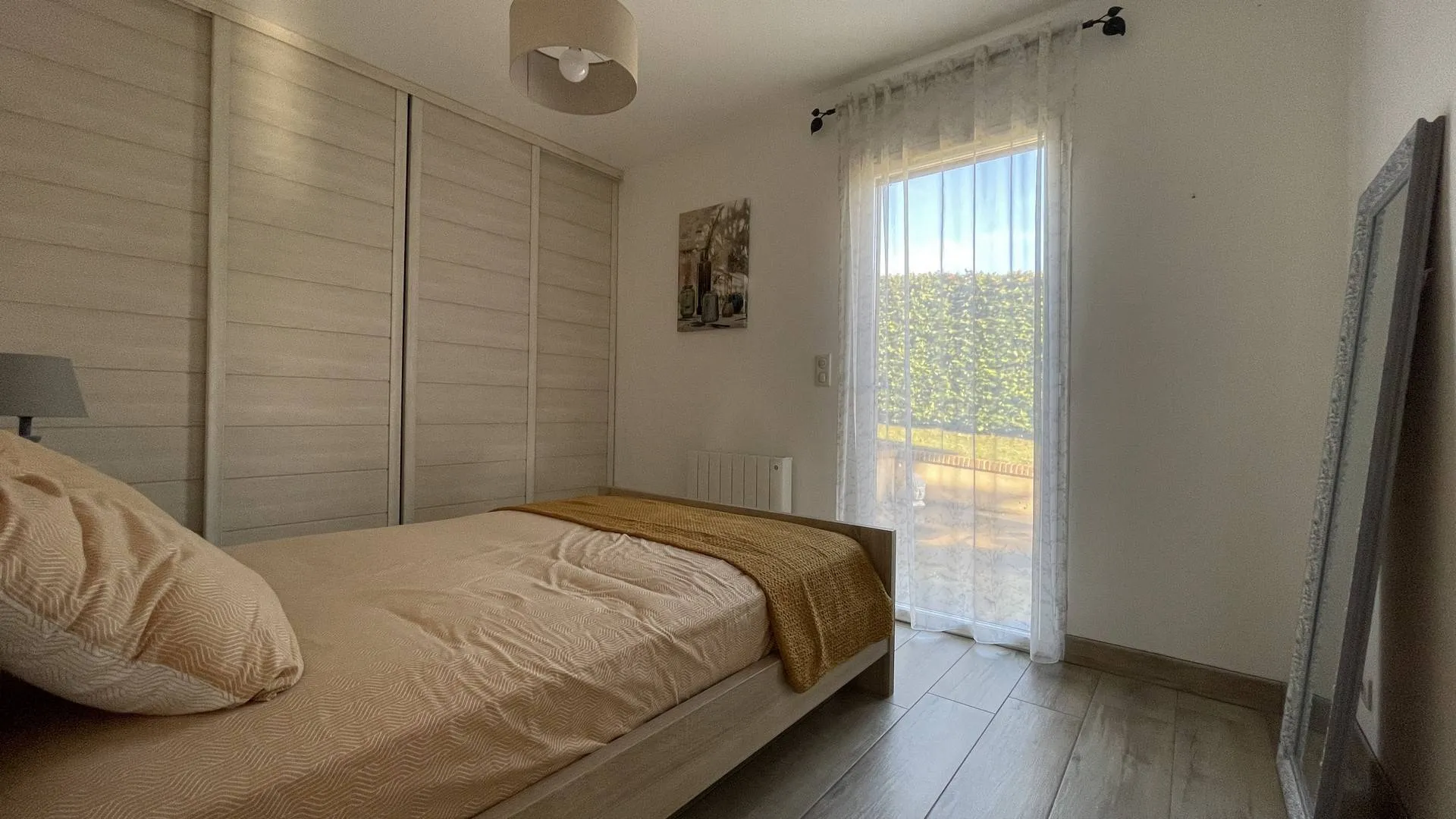 Maison d’architecte de 168.93 m², située à proximité de la commune d'envermeu et de ses commerces, sur son terrain de 2 500 m², Seine Maritime, 76