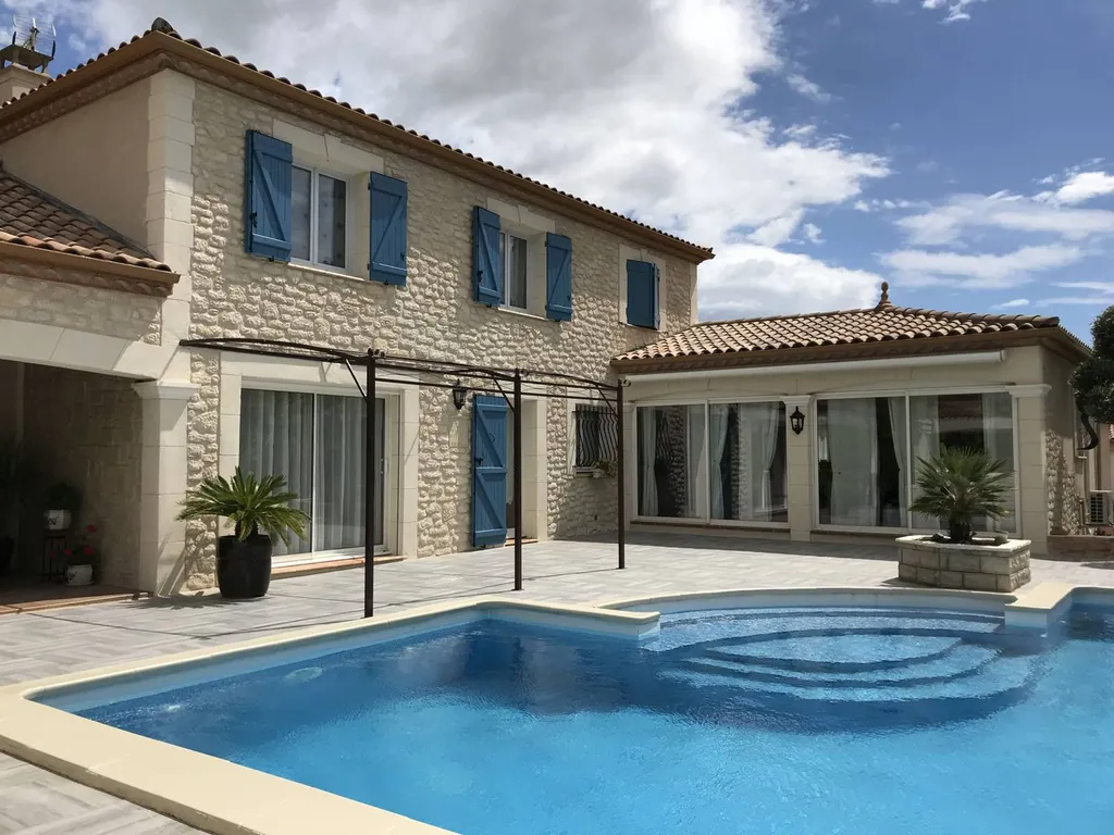 Rénovation d'une bastide en pierre taillée dans un quartier privilégié sur Béziers