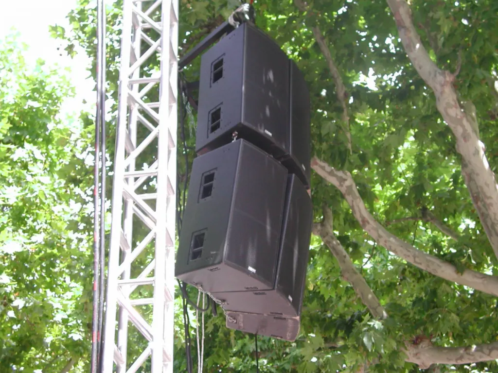 systeme son complet eaw 650z et LA400 avendre d'occasion