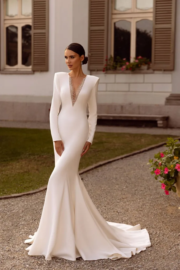 Robe de mariée sirène avec manches longues à Marseille centre-ville
