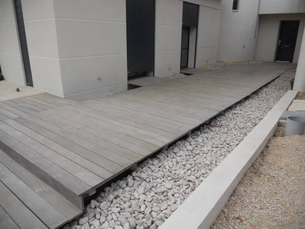 Aménagement d'une entrée de villa