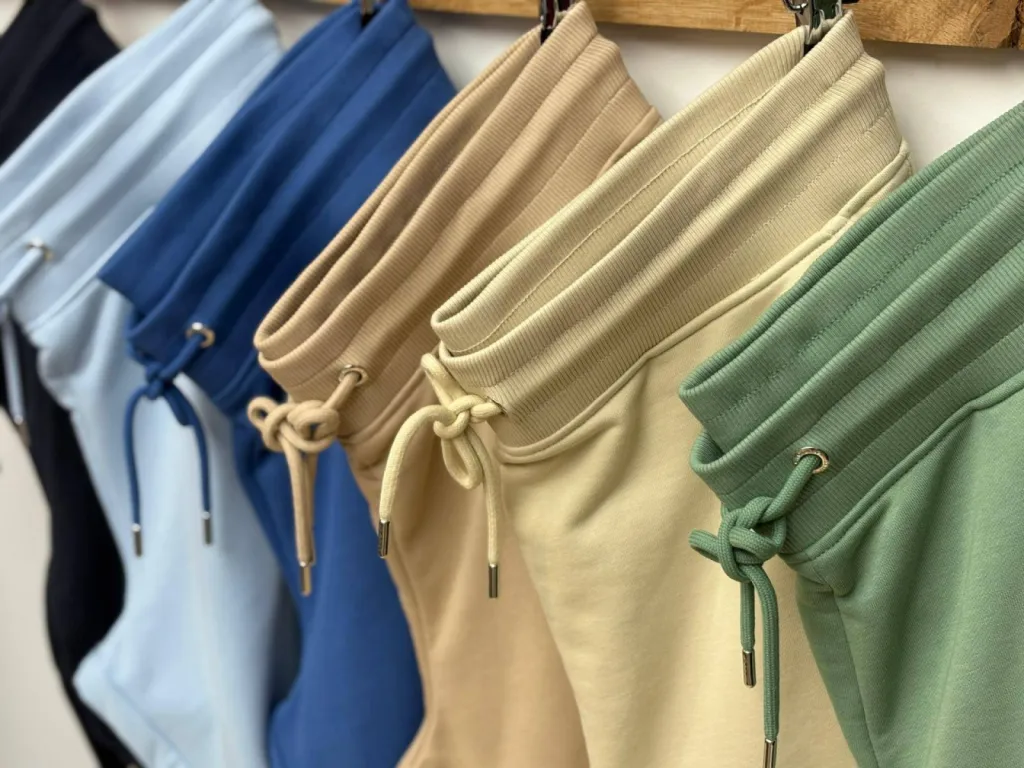 Short de sport homme Gant Shield : le confort mature à Dieppe en Seine-Maritime chez La suite by Urban Chic