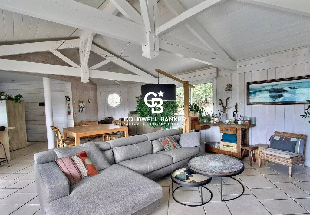 Maison en bois à vendre à La Teste-de-Buch – Piscine, nature et calme