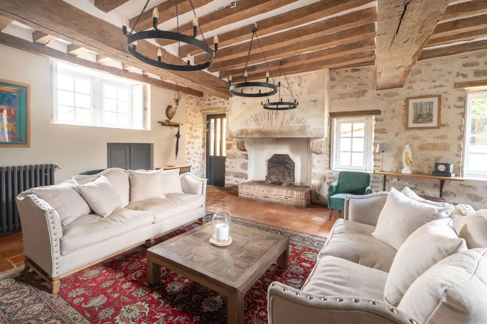 Très belle demeure avec possibilité de chambres d'hôtes dans la Sarthe