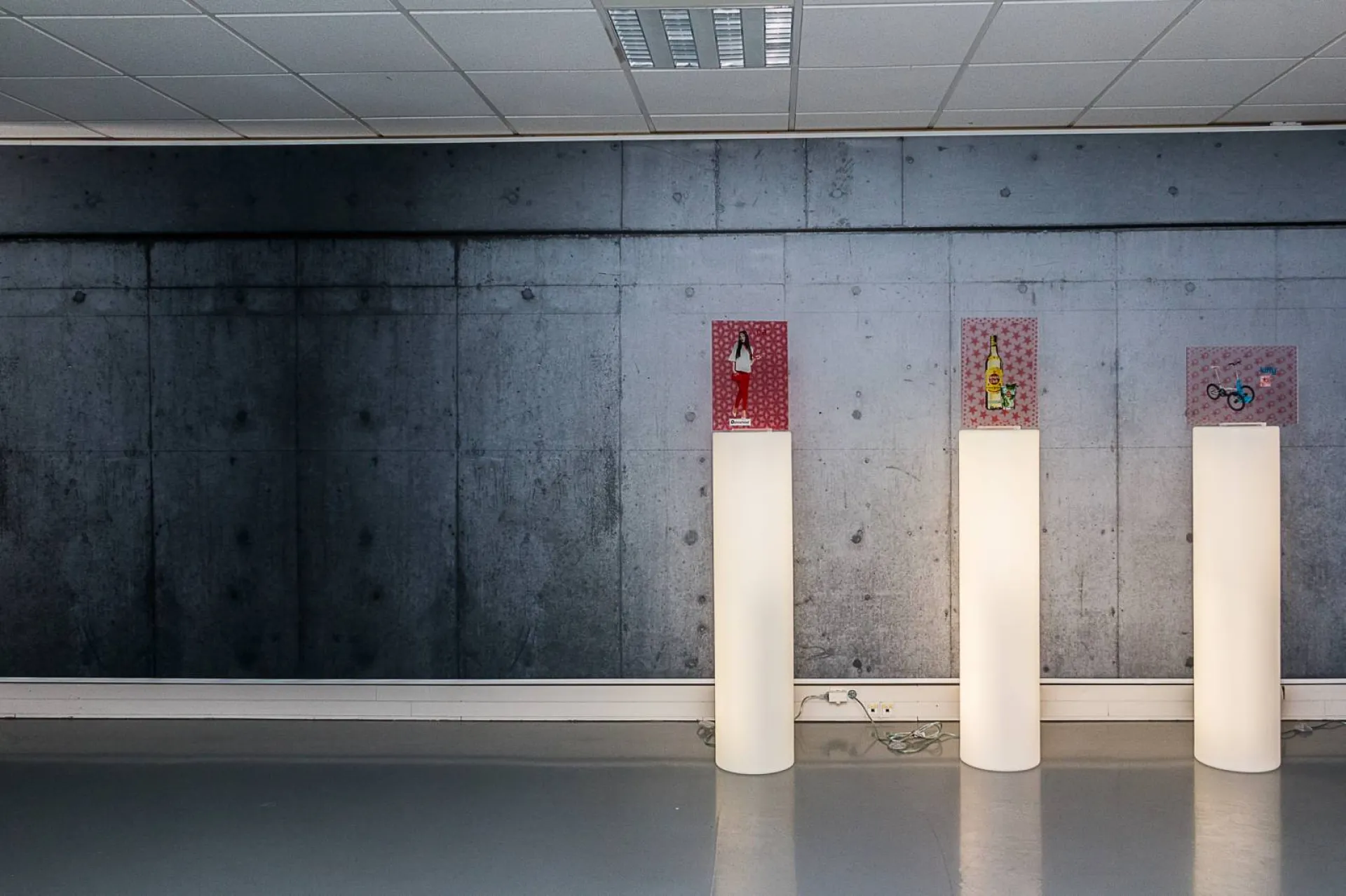 Impression bâche décorative murale isermatic effet bêton brut Lyon