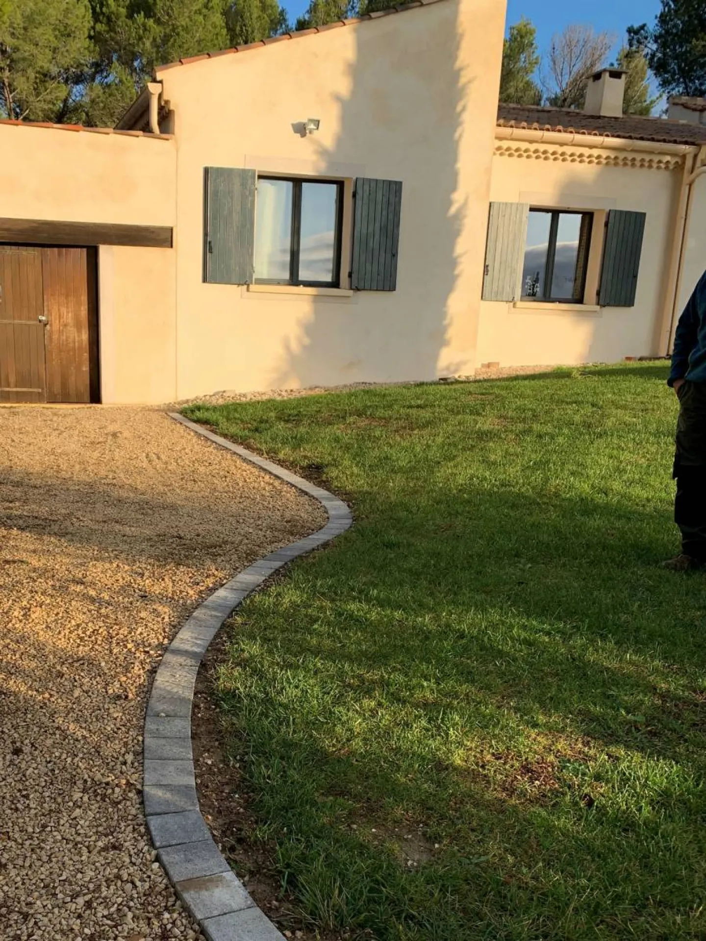 Paysagiste travaux de jardin en octobre Ventabren