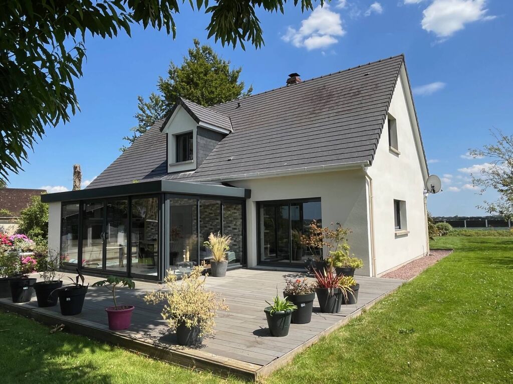 Pavillon contemporain de 2008, à vendre, en excellent état avec vue dégagée, 76480