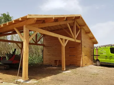 Fabrication de carport et garage sur mesure pour protection et style à Agde
