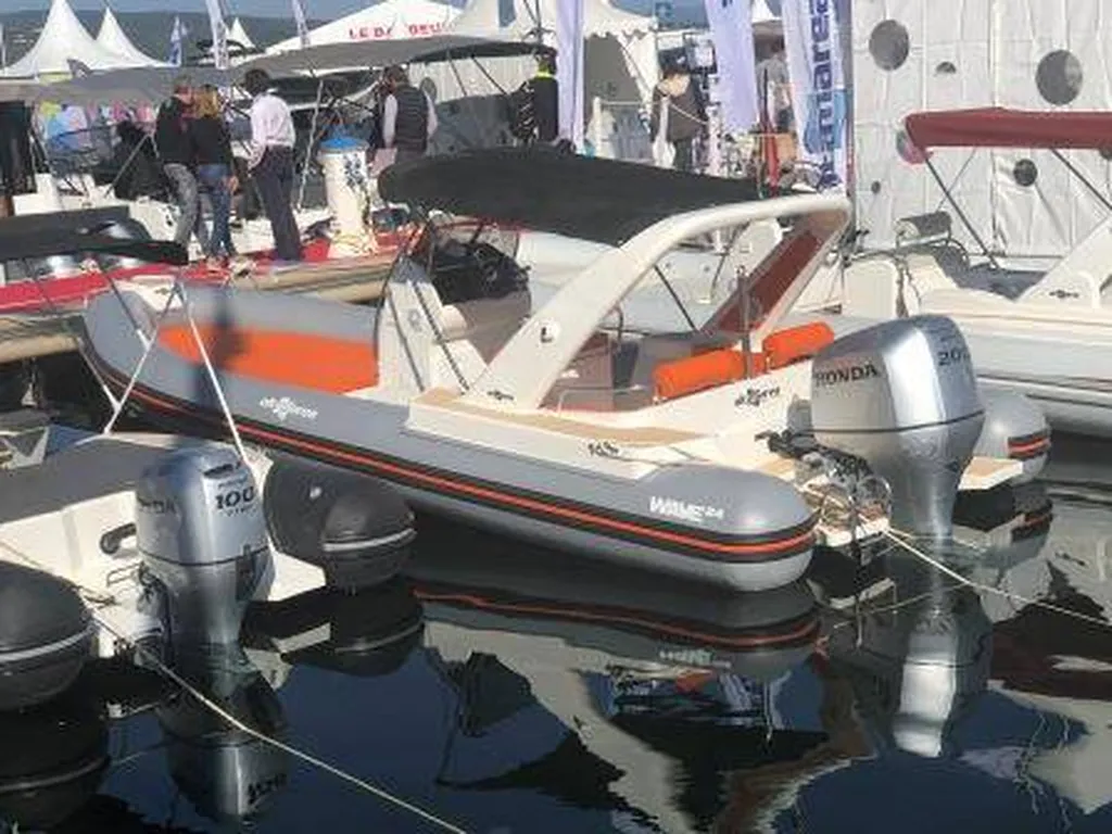 Wave 24 neuf en vente avec place de prot à Bandol