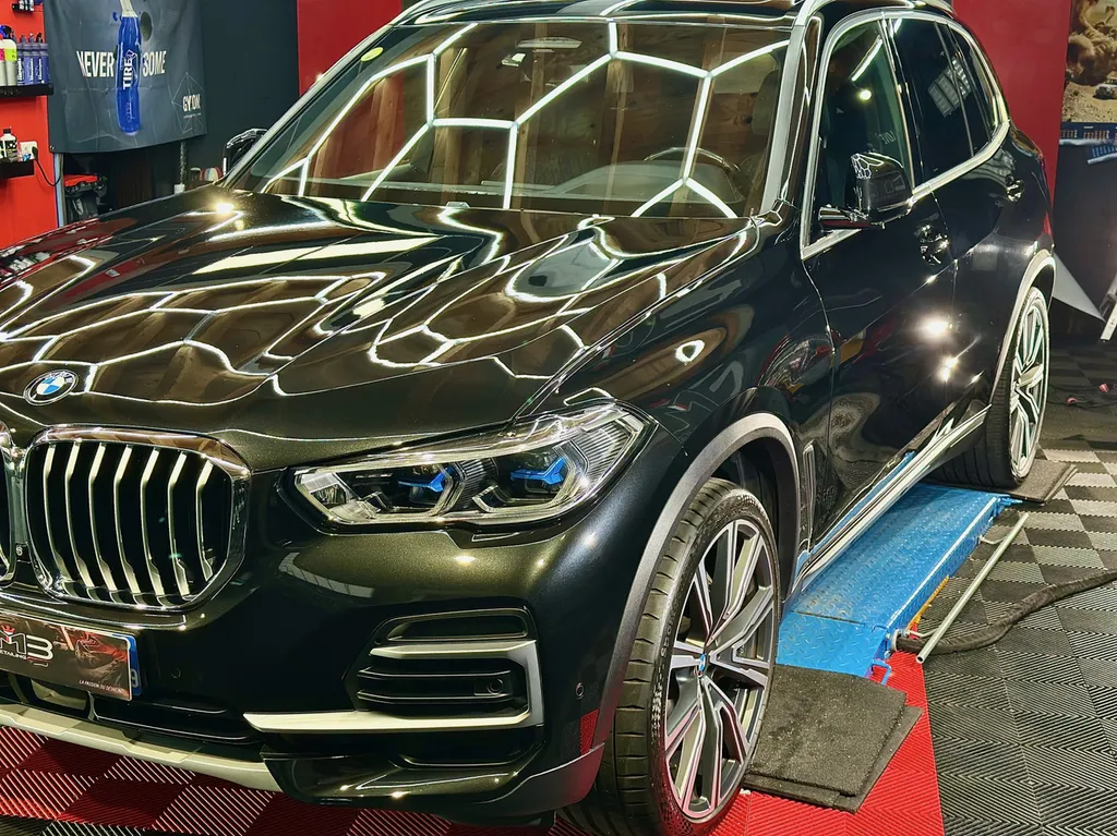 Traitement céramique Vaugneray proche de lyon spécialiste BMW X5