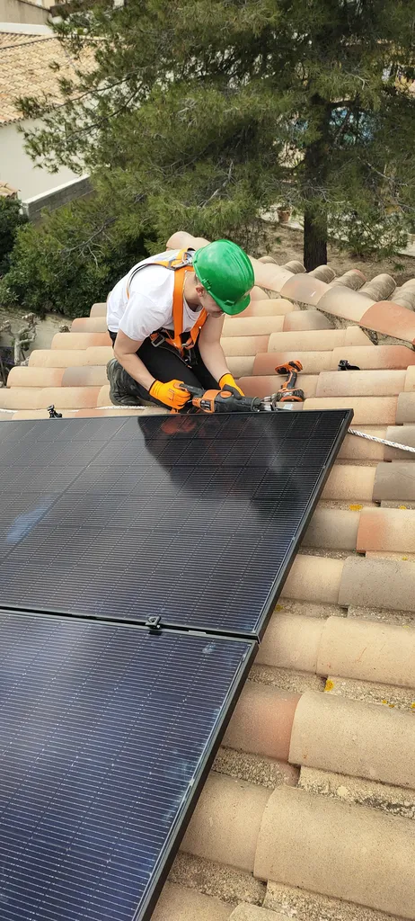 Installation de 6Kwc avec Dualsun sur 13340 ROGNAC