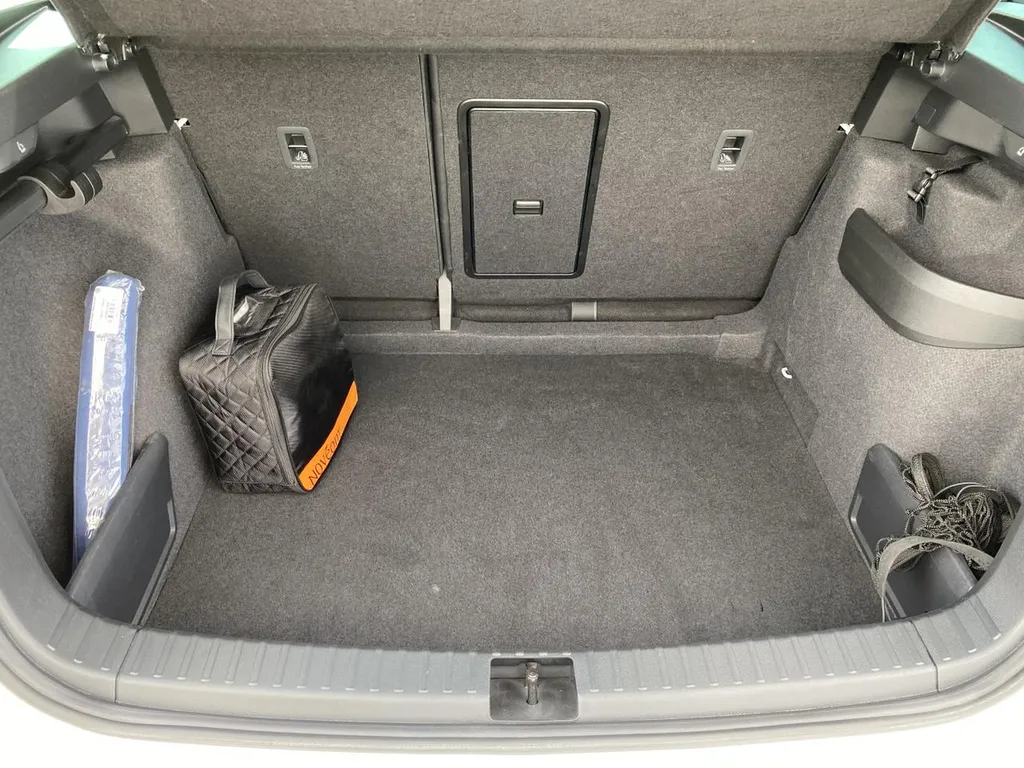 Vente Skoda Karoq occasion Boîte Auto proche Le Havre : SUV Diesel fiable et garanti chez Caudebec Automobiles