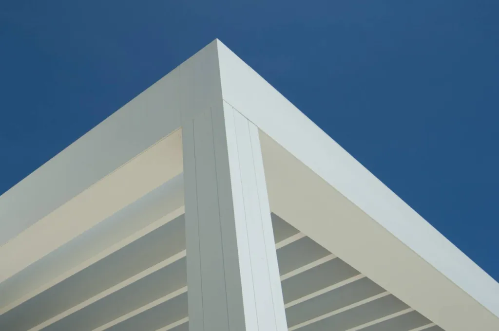 pergola bioclimatique sur mesure salon de provence