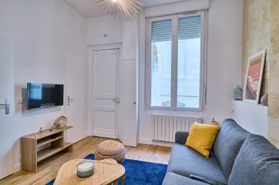 Rénovation d'un salon pour un studio à Bordeaux