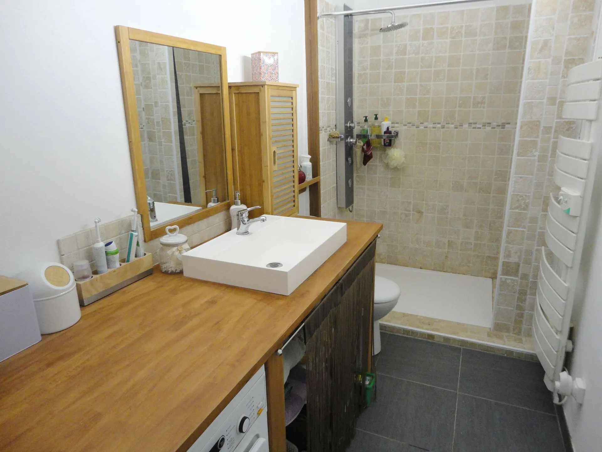 Appartement T3 Roquefort La Bédoule avec terrasse de 50m² 