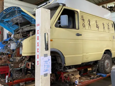 Réfection complète du moteur d'un Iveco 4X4 dans l'entre deux mers en Gironde