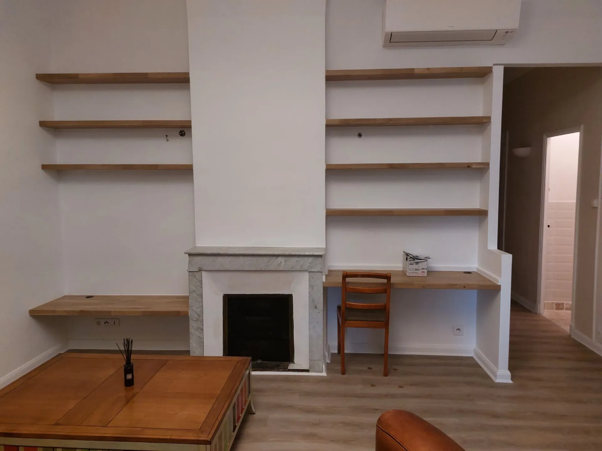 Installation de rangements et placards pour aménager la pièce au Lavandou dans le Var