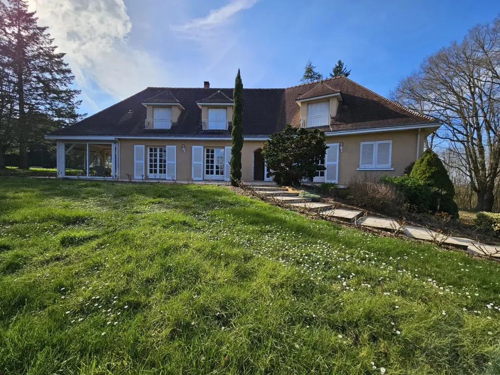 Acheter une propriété au mans avec une piscine