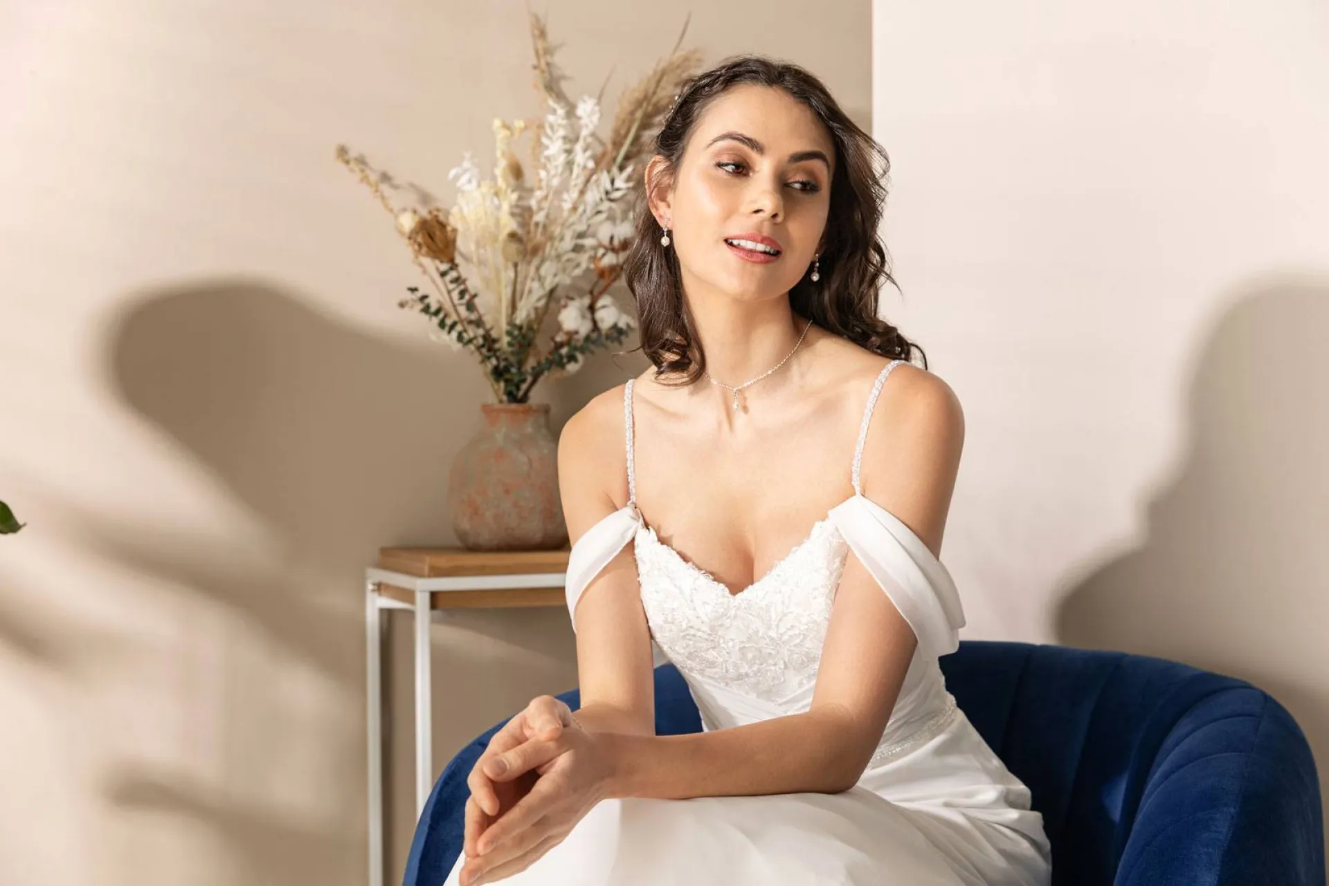 Robe de Mariée Amaelle en mousseline de la nouvelle collection Églantine Créations 2023 sur Marseille Provence.