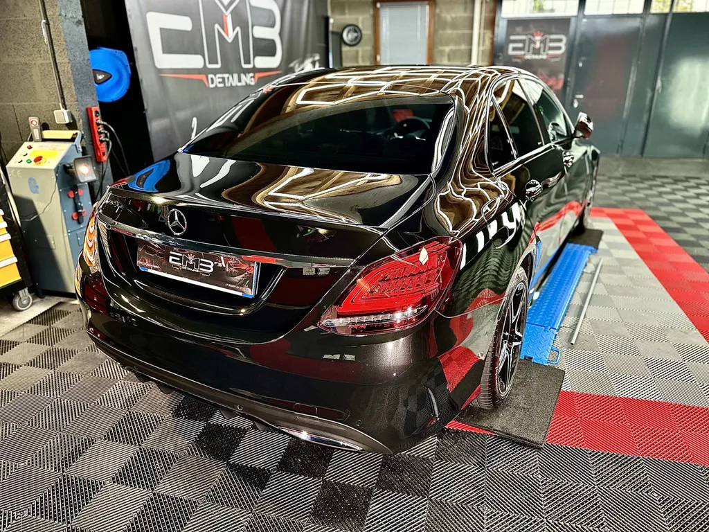 DETAILING protection carrosserie traitement céramique Lyon Mercedes classe C 