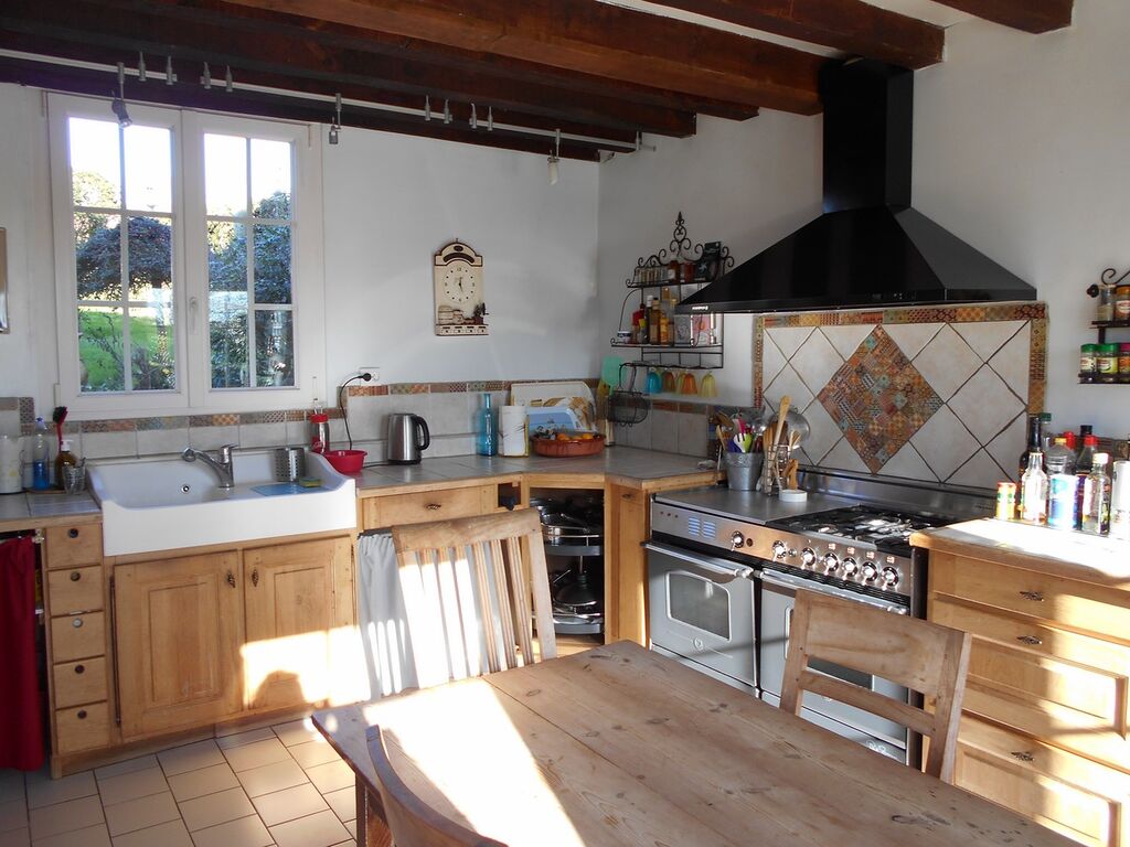 CHAUMIERE AVEC PISCINE A VENDRE A 1h30 DE PARIS, NORMANDIE