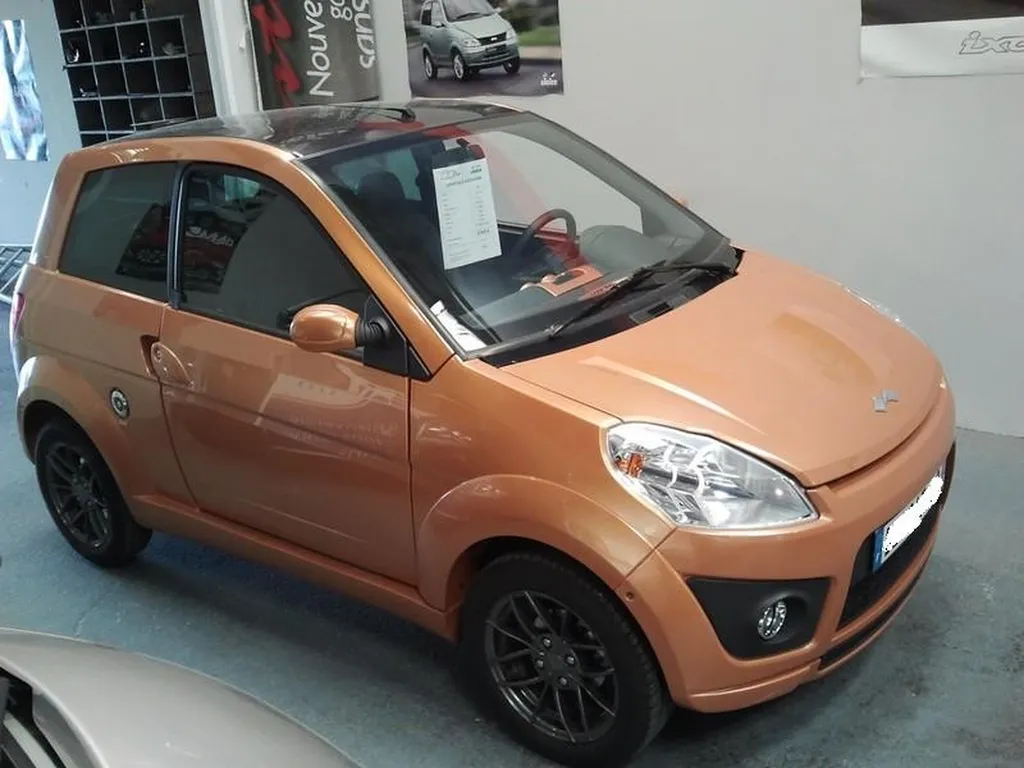 VOITURE SANS PERMIS OCCASION LIGIER IXO TITANE DCI