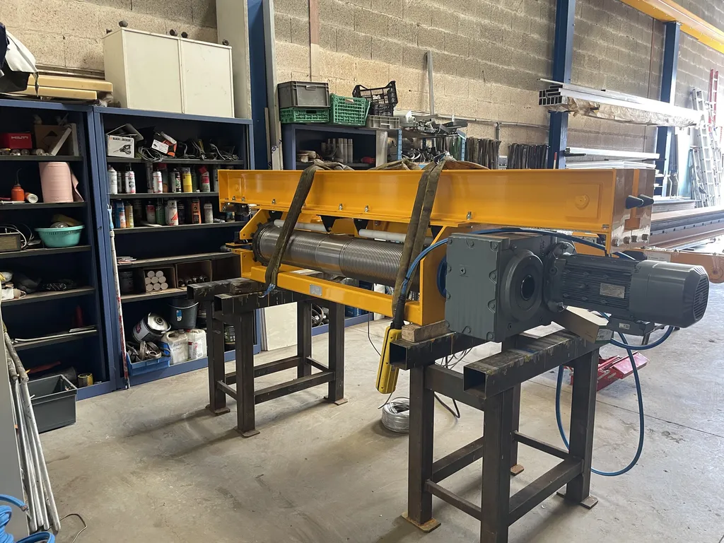 Palan à câble pour application spécifique