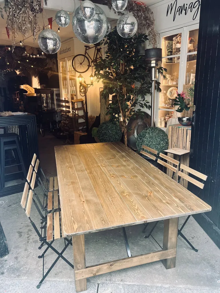 Location tables en bois au Havre