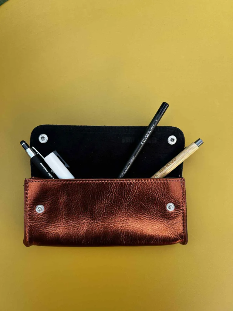 La trousse de Paul Ginger en cuir, Paul Marius disponible chez Evasion Eu 